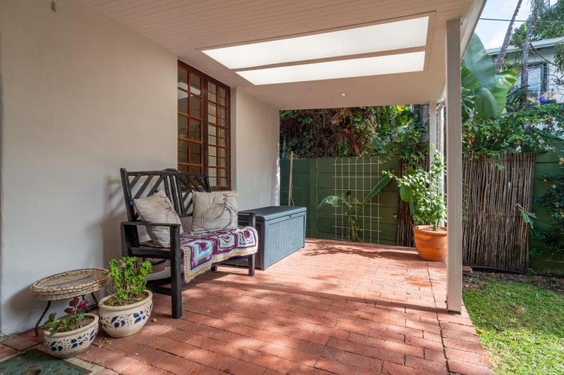 2 Bedroom Property for Sale in Harfield Village Western Cape